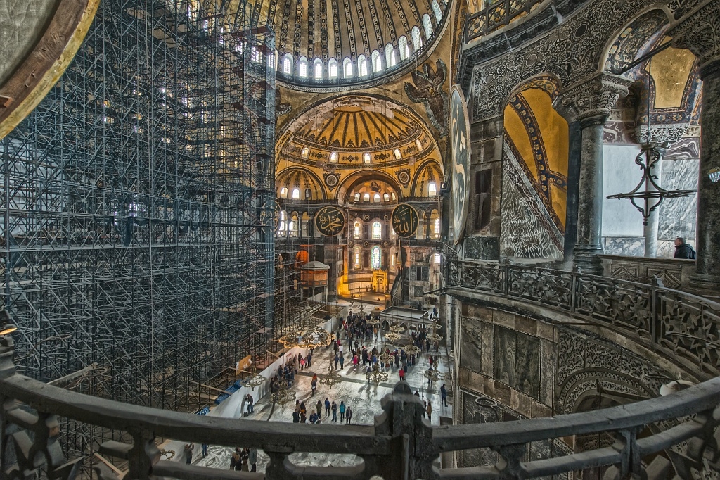 20150314_199 203.JPG - Interieur Aya Sofia in de stelling